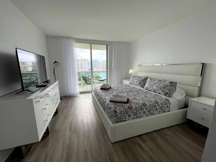 Breathtaking Ocean View! 15Th Floor Apartman Miami Beach Kültér fotó